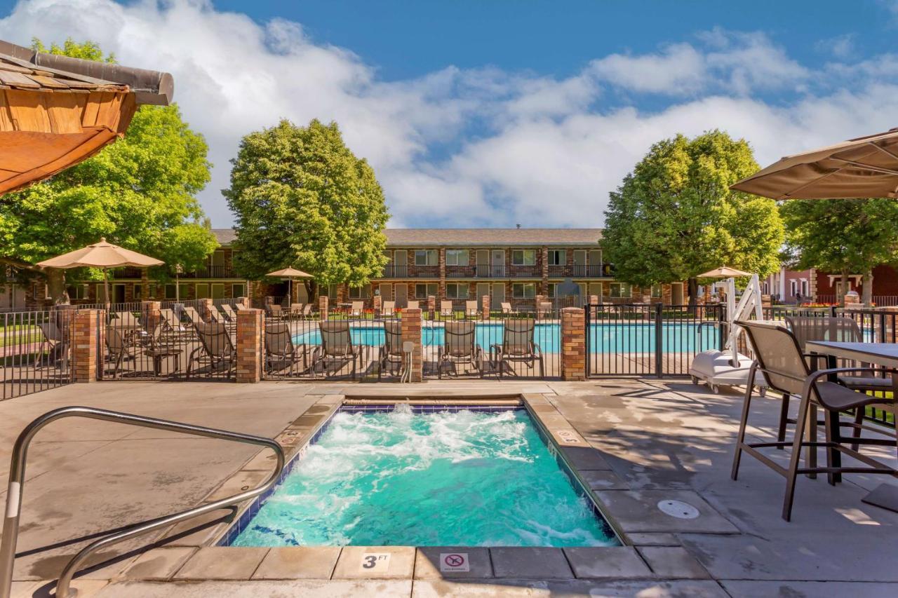 Best Western Plus Burley Inn & Convention Center Bagian luar foto